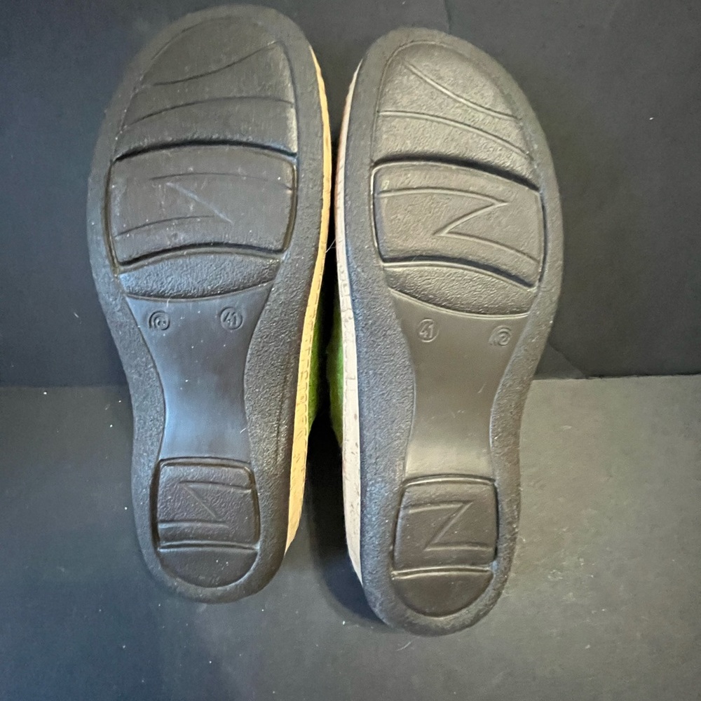 Fidelio Green and Gray Women's Mules - Picture 7 of 7